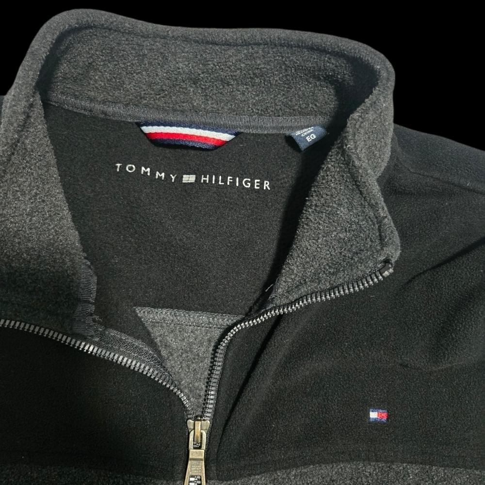Tommy Hilfiger Men's Fleece Vest Stand Up Collar And Zipper Pockets XL - Picture 3 of 5